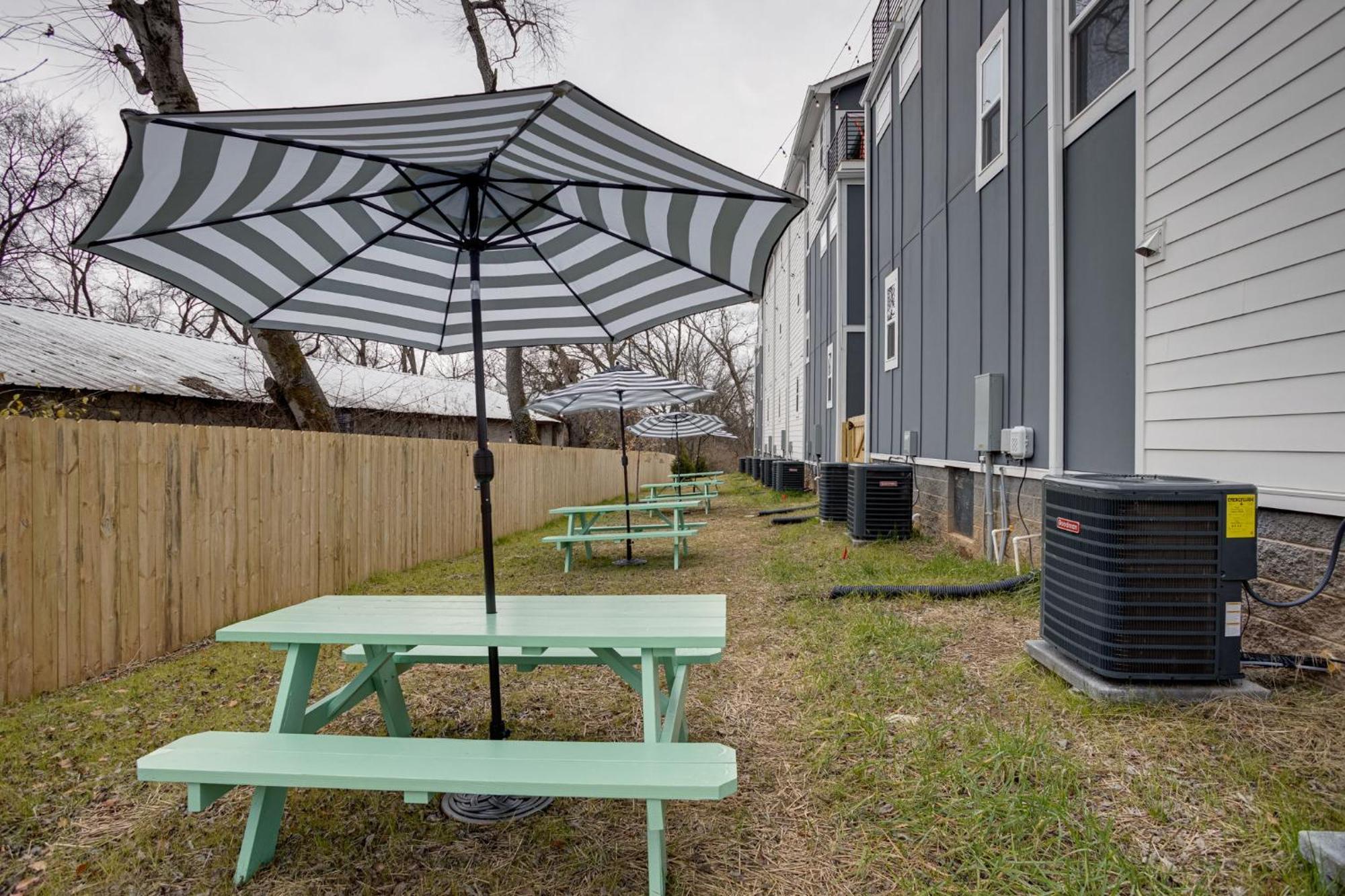Modern Townhome, 10Min To Downtown! 8Min To Grand Ole Opry! Sleeps 8! Nashville Eksteriør billede