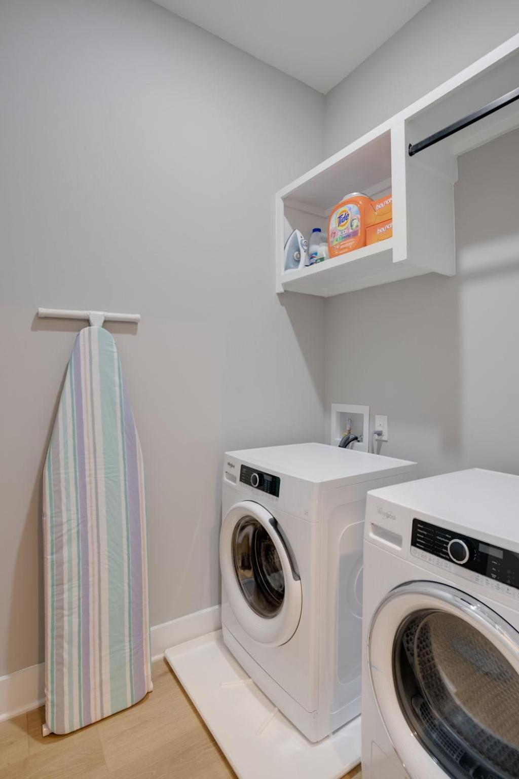 Modern Townhome, 10Min To Downtown! 8Min To Grand Ole Opry! Sleeps 8! Nashville Eksteriør billede